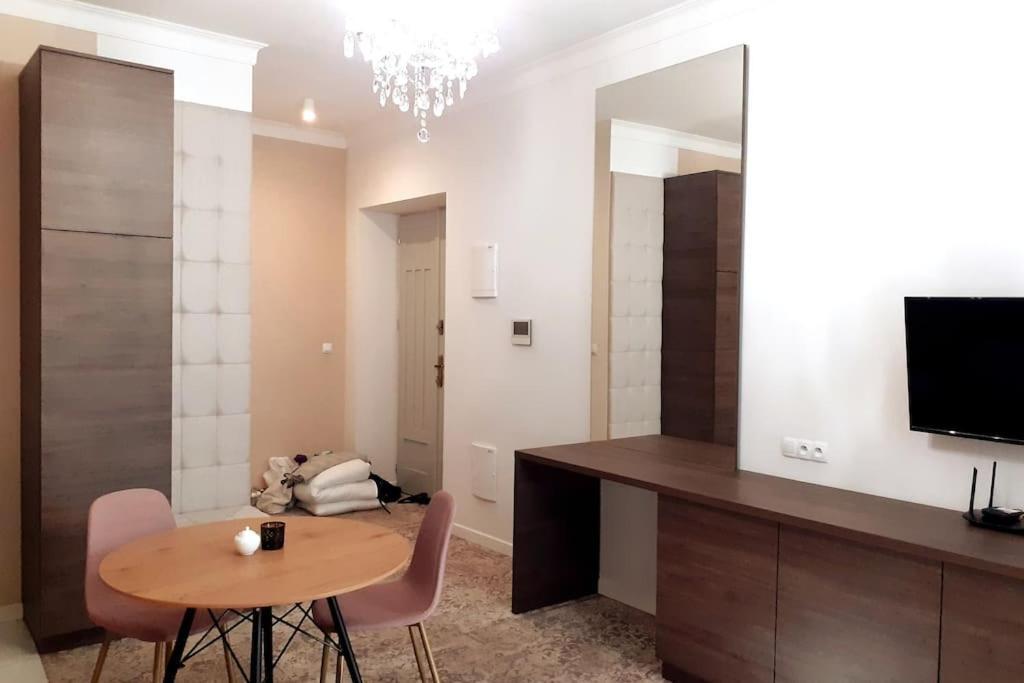 Luxury - Rakowicka R15 Kraków